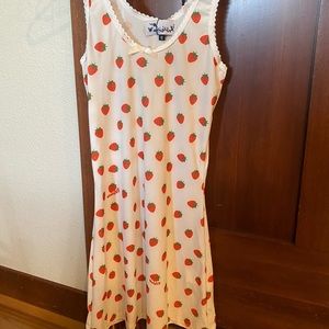 Omighty strawberry dress